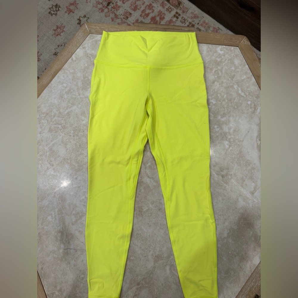 NWOT Lululemon Align HR Pant 25" *Electric Lemon (313) - Picture 4 of 7